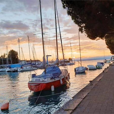 Solegardarelax - Peschiera Del Garda Apartman Kültér fotó